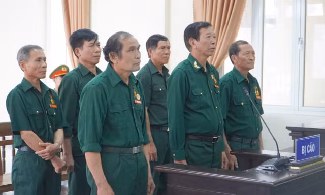 Hoãn phiên phúc thẩm 'kỳ án’ liên quan 6 cựu chiến binh 