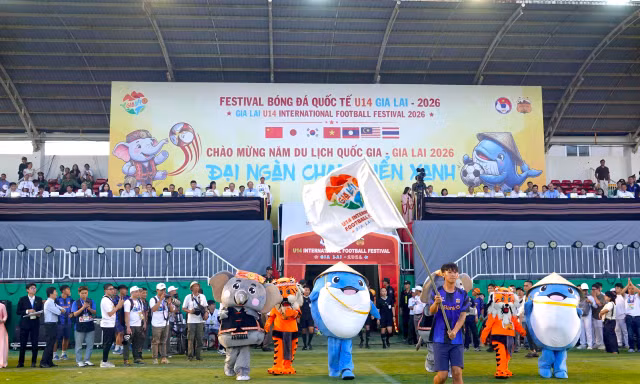 Festival Bóng đá Quốc tế U14 Gia Lai 2026 khai mạc hoành tráng