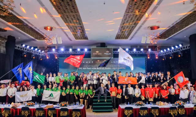 ‘Cú hích’ từ sự kiện KICK-OFF hợp tác đại lý chiến lược của Phú Gia