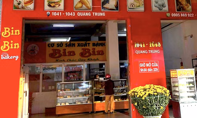 Đã tìm ra nguyên nhân vụ hơn 250 người nhập viện sau ăn bánh mì