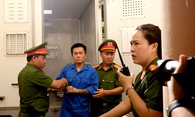 Hai đối tượng cướp ngân hàng ở Gia Lai đã mua vàng rồi bán lấy tiền seri khác để tránh bị phát hiện