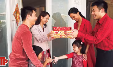 Chọn tuổi đẹp hợp mệnh xông đất đầu năm đón tài lộc