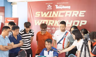 “Làm nghề tử tế quan trọng hơn việc sửa được bao nhiêu cây vợt"