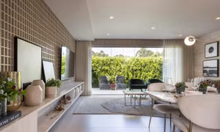Ngôi nhà 200m2 với lưới gỗ truyền thống tạo dấu ấn riêng