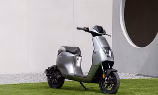 Xe máy điện cỡ nhỏ của Honda ra bản mới