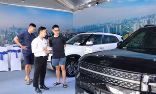 Hàng loạt phân khúc ô tô giảm doanh số khi bước vào tháng Ngâu