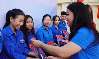 Tiếp sức mùa thi