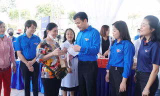 Nhiều hoạt động ý nghĩa tại ngày hội thanh niên công nhân khu vực sông Hậu