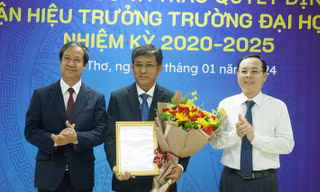Công bố quyết định bổ nhiệm Hiệu trưởng Trường Đại học Cần Thơ