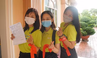 Rộn ràng Chủ nhật Đỏ tại trường ĐH Nam Cần Thơ