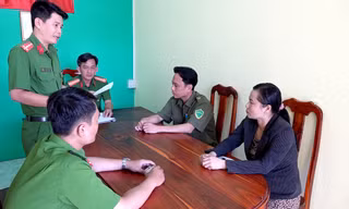 Lấy tiền tiêu xài rồi báo mất trộm 300 triệu đồng