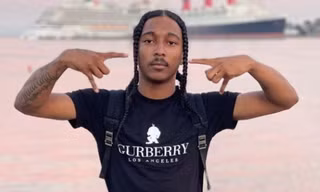 Rapper Indian Red Boy bị bắn chết ngay trên sóng livestream.