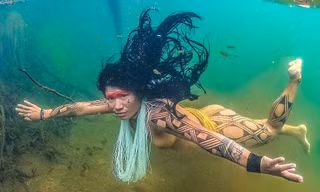 Mãn nhãn bộ ảnh về cuộc sống nguyên sơ của thổ dân Brazil trong rừng sâu