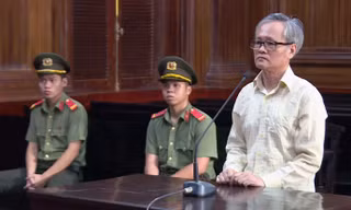 Bị cáo Trần Quang Khải tại tòa. Ảnh: T.C