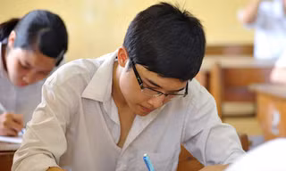 Ôn thi theo chương trình nào?