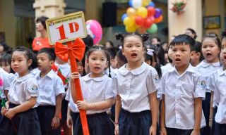 Nhiều lớp học ở Hà Nội có sĩ số lên tới trên 60 học sinh