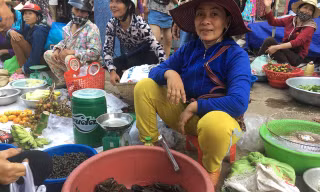 Độc đáo phiên chợ rằm tháng ba của người Nguồn