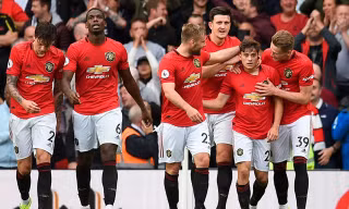 Đại thắng Chelsea, M.U lập nên kỳ tích chưa từng có