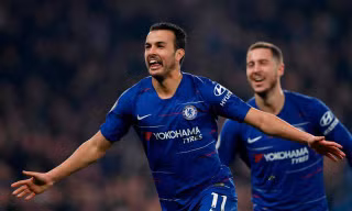 Đả bại Tottenham, Chelsea áp sát M.U