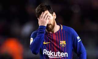 Barcelona nhận tin cực buồn về Lionel Messi