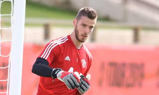 De Gea chuẩn bị gia hạn hợp đồng với M.U. Ảnh: Getty.