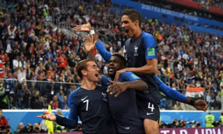 Pháp vào chung kết World Cup: Ghi công hàng thủ