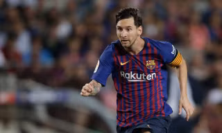 Messi vừa trở thành ngoại binh có số lần ra sân nhiều nhất tại La Liga.