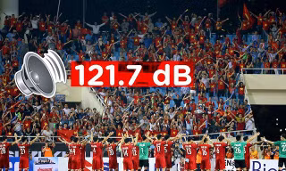 CĐV Việt Nam phát ra cường độ âm thanh lớn nhất tại AFF Cup 2018.