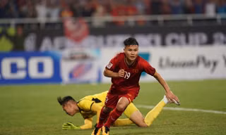 VIDEO: Tuyển Việt Nam vào chung kết AFF Cup 2018 sau 10 năm chờ đợi