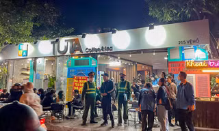 Hà Nội ra quân 'giành' lại vỉa hè xung quanh hồ Tây