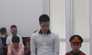 Bị cáo Nguyễn Hữu Thực tại tòa.