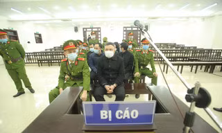 Các bị cáo tại tòa.