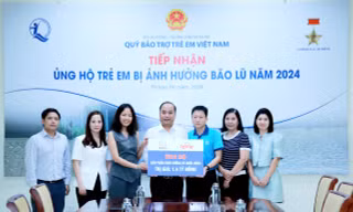 Nestlé hỗ trợ sản phẩm thực phẩm và dinh dưỡng cho các tỉnh thành bị ảnh hưởng bởi bão lũ 