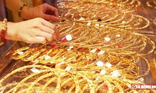 Vàng SJC cao hơn trang sức gần 9 triệu đồng/lượng