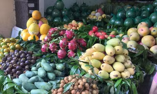 Hoa quả Trung Quốc hầu như không còn xuất hiện tại các sạp hoa quả ở chợ dân sinh