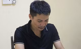 Khang tại cơ quan điều tra. Ảnh: Công an Bắc Kan