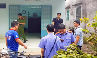 Cảnh sát khám nghiệm hiện trường