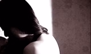 Thiếu nữ gốc Việt bị bán vào động massage tại Campuchia