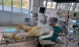 Vụ ba con gái đổ xăng đốt nhà mẹ ruột: Chia sẻ đầy đau đớn của người mẹ
