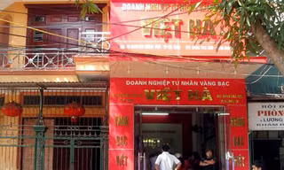 Vờ mua vàng để trộm giữa ban ngày