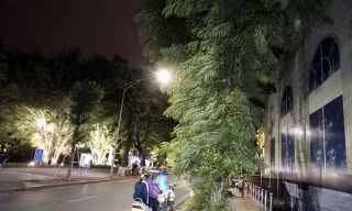 Nhìn gần Hà Nội trong đêm gió lạnh tràn về