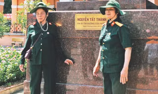 Như có Bác trong ngày thống nhất 
