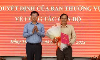 Trao quyết định của Ban Thường vụ Tỉnh uỷ Đồng Tháp về công tác cán bộ
