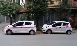 Hàng loạt ôtô bị phun sơn khi đỗ ven đường