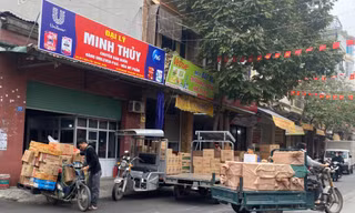 'Thủ phủ' bánh kẹo Hà Nội tất bật không ngơi tay dịp cận Tết
