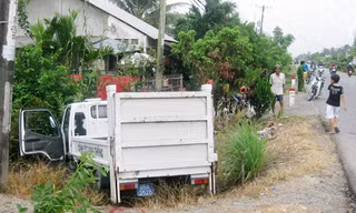 Tai nạn xảy ra trên quốc lộ 61 đoạn qua huyện Phụng Hiệp, tỉnh Hậu Giang