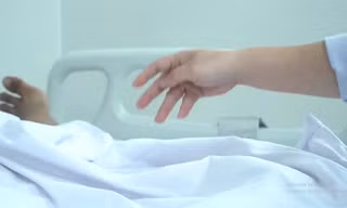 Vụ ngộ độc botulinum ở TPHCM: Hai anh em liệt cơ, diễn tiến xấu