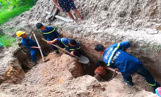 Nạn nhân được cảnh sát cứu sống
