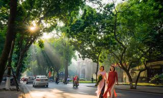 Hà Nội rét về đêm, trưa nắng ấm