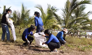 Đà Nẵng ra mắt đội hình thanh niên xử lý điểm nóng môi trường